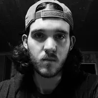 收听 undefined、观看音乐视频、阅读小传、查看巡演日期等 ！