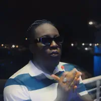 undefined सुनें, म्यूज़िक वीडियो देखें, बायो पढ़ें, दौरे की तारीखें और बहुत कुछ देखें!