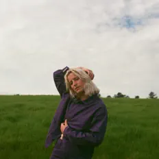 Poslechněte si interpreta Dead Nettle, sledujte hudební videa, přečtěte si životopis, podívejte se na data turné a další informace.