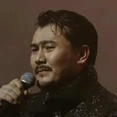 聆聽 KOBA、觀看音樂影片、閱讀小傳、查看巡演日期等！