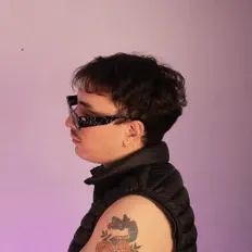 Jezyel: песни, клипы, биография, даты выступлений и многое другое.