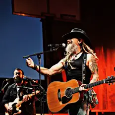 聆聽 Marshall Dane、觀看音樂影片、閱讀小傳、查看巡演日期等！