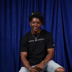 Ugo Blkを聴いたり、ミュージックビデオを鑑賞したり、経歴やツアー日程などを確認したりしましょう！