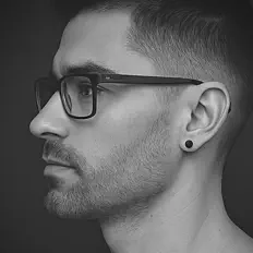 Escucha a VID, mira videos musicales, lee su biografía, consulta las fechas de las gira y más.