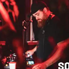 Adubsgotbeats सुनें, म्यूज़िक वीडियो देखें, बायो पढ़ें, दौरे की तारीखें और बहुत कुछ देखें!