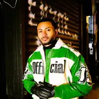 Ascolta undefined, guarda video musicali, leggi la biografia, vedi le date del tour & altro!