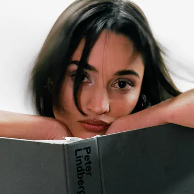 Listen to Onaïsa, watch music videos, read bio, see tour dates & more!