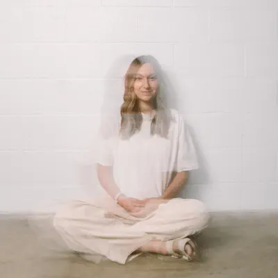 Listen to SarahBeth Smith, watch music videos, read bio, see tour dates & more!
