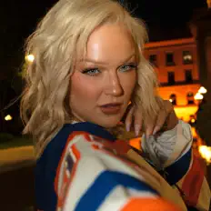 收听 Kiarrah Ireland、观看音乐视频、阅读小传、查看巡演日期等 ！