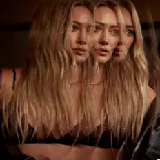 Ouve Hilary Duff, vê vídeos de música, lê a biografia, vê as datas da digressão e muito mais!