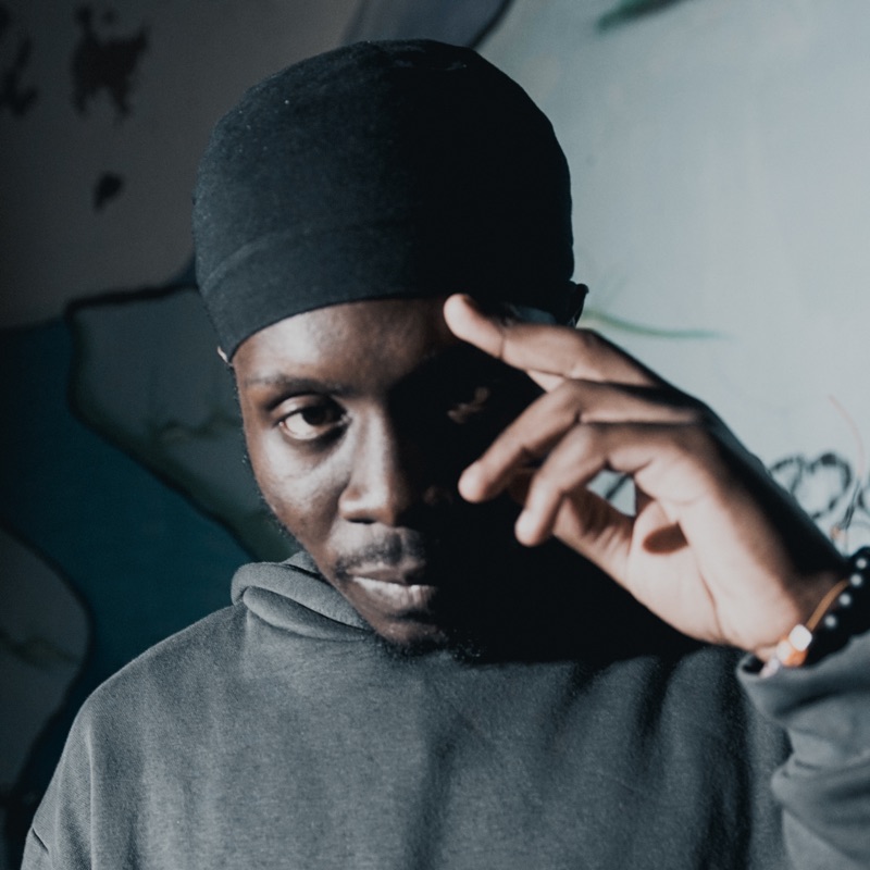 ROBERTO - On Deh (feat. Trxxy)