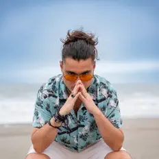 Ouça JayDi, assista a videoclipes, leia a biografia, veja as datas das turnês e mais!