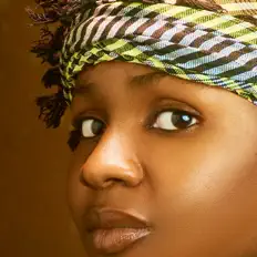 Escucha a Rumerh, mira vídeos musicales, lee la biografía, consulta fechas de giras y mucho más.