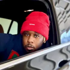 Lo Life Ski: песни, клипы, биография, даты выступлений и многое другое.