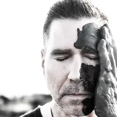 Écoutez Troy Petty, regardez des vidéoclips, lisez la biographie, consultez les dates de tournée et plus encore !