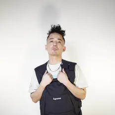 Dengarkan Jxxded, tonton video musik, baca bio, lihat tanggal tur & lainnya!