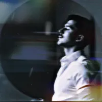 收听 undefined、观看音乐视频、阅读小传、查看巡演日期等 ！