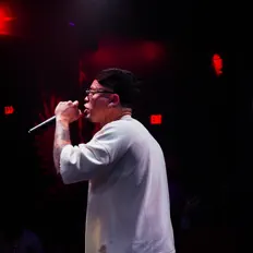 Ascolta Diamond Colon, guarda video musicali, leggi la biografia, vedi le date del tour & altro!