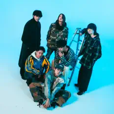 聆聽 A-COMPANY、觀看音樂影片、閱讀小傳、查看巡演日期等！