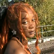 Luister naar KEYAH/BLU, bekijk muziekvideo's, lees de bio, bekijk de tourdata, en meer!