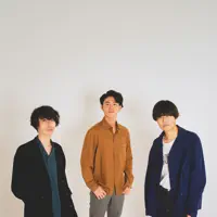 undefinedを聴いたり、ミュージックビデオを鑑賞したり、経歴やツアー日程などを確認したりしましょう！