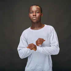 Escucha a Adi Rhich Savage, mira vídeos musicales, lee la biografía, consulta fechas de giras y mucho más.