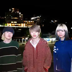 Dengarkan Leave a MRK, tonton video musik, baca bio, lihat tanggal tur & lainnya!