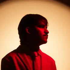 Listen to João Não, watch music videos, read bio, see tour dates & more!