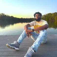 Luister naar Dee H1M, bekijk muziekvideo's, lees de bio, bekijk de tourdata, en meer!