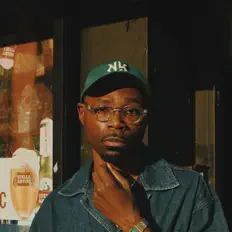 Luister naar Mad Keys, bekijk muziekvideo's, lees de bio, bekijk de tourdata, en meer!