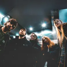 Escucha a Dekaytah, mira vídeos musicales, lee la biografía, consulta fechas de giras y mucho más.