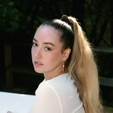 Listen to Alix, watch music videos, read bio, see tour dates & more!