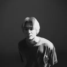 Koubou Tanakaを聴いたり、ミュージックビデオを鑑賞したり、経歴やツアー日程などを確認したりしましょう！