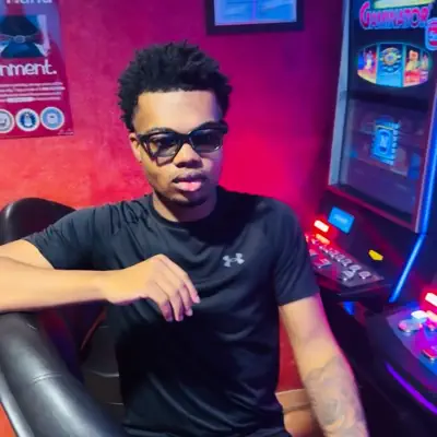 Listen to Robbin The Rapper, watch music videos, read bio, see tour dates & more!