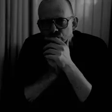 收听 Dominik Decker、观看音乐视频、阅读小传、查看巡演日期等 ！
