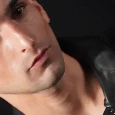 Ascolta Nasser, guarda video musicali, leggi la biografia, vedi le date del tour & altro!