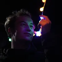 Dengarkan undefined, tonton video musik, baca bio, lihat tanggal tur & lainnya!