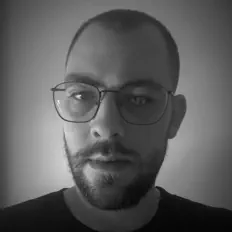 Drewtechを聴いたり、ミュージックビデオを鑑賞したり、経歴やツアー日程などを確認したりしましょう！