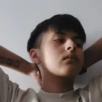 undefined을(를) 듣고, 뮤직 비디오를 보고, 약력을 읽고, 투어 일정 등을 확인하세요!