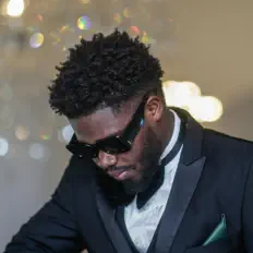 Listen to AmenOui, watch music videos, read bio, see tour dates & more!