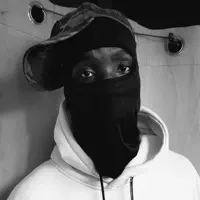 Posłuchaj wykonawcy undefined, obejrzyj teledyski, przeczytaj biografię, zobacz daty tras koncertowych i nie tylko!