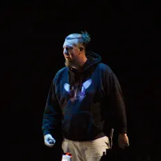 收听 ATK、观看音乐视频、阅读小传、查看巡演日期等 ！