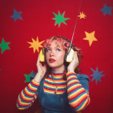 Escucha a Maddie Moon, mira vídeos musicales, lee la biografía, consulta fechas de giras y mucho más.