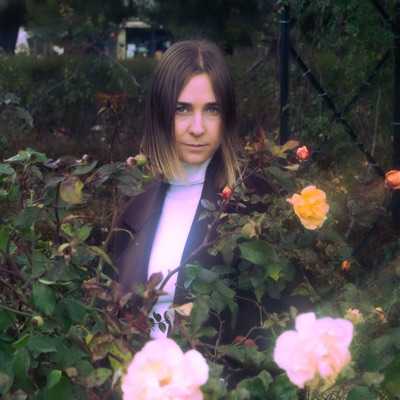 Listen to Marinita Precaria, watch music videos, read bio, see tour dates & more!