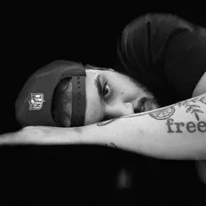 Daniele marranconiを聴いたり、ミュージックビデオを鑑賞したり、経歴やツアー日程などを確認したりしましょう！