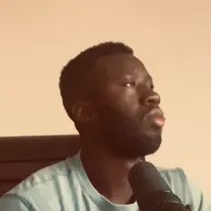 聆聽 Joshua Omolade、觀看音樂影片、閱讀小傳、查看巡演日期等！