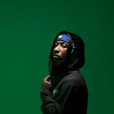 Kid Kwesiを聴いたり、ミュージックビデオを鑑賞したり、経歴やツアー日程などを確認したりしましょう！