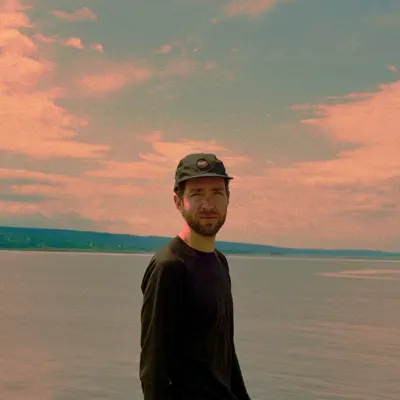Listen to Benjamin Proulx, watch music videos, read bio, see tour dates & more!