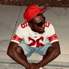 Escucha a GMNxJAE, mira videos musicales, lee su biografía, consulta las fechas de las gira y más.