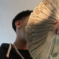 steppa400を聴いたり、ミュージックビデオを鑑賞したり、経歴やツアー日程などを確認したりしましょう！